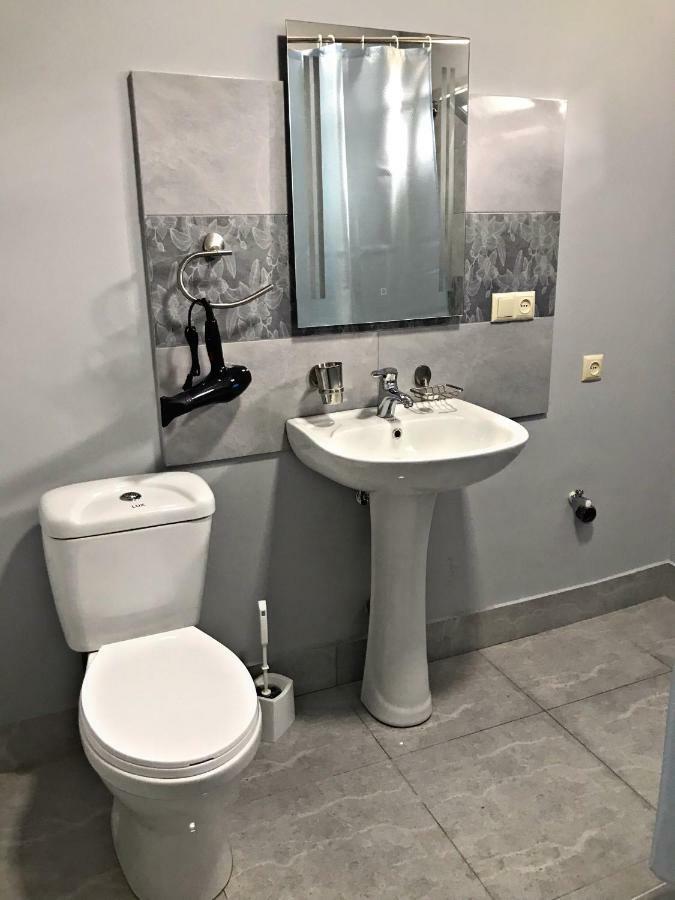 Season Hotel Kutaisi Luaran gambar